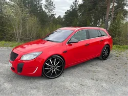 Röd Begagnad 2011 Opel Insignia OPC Kombi | 75 000 kr (Superpris)