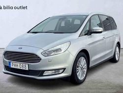 Grå Begagnad 2017 Ford Galaxy Minibuss | 154 900 kr