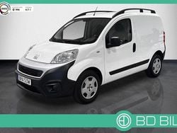 Vit Begagnad 2024 Fiat Fiorino Minibuss | 169 900 kr