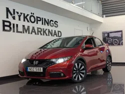 Röd Begagnad 2014 Honda Civic Executive Halvkombi | 129 900 kr (Marknadspris)