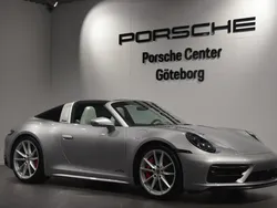 Flerfärgad (silver) Ny 2024 Porsche 911 Targa 4 Cab | 1 995 000 kr (Marknadspris)