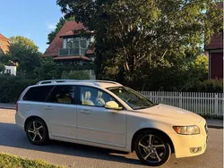 Vit Begagnad 2012 Volvo V50 Momentum Kombi | 45 000 kr (Marknadspris)