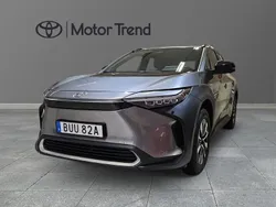 Silver Begagnad 2023 Toyota bZ4X Executive SUV | 419 900 kr (Superpris)