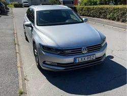 Silver Begagnad 2015 VW Passat GT Kombi | 145 000 kr (Marknadspris)