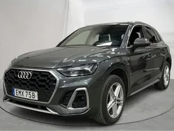 Grå Begagnad 2021 Audi Q5 Proline SUV | 350 000 kr (Marknadspris)