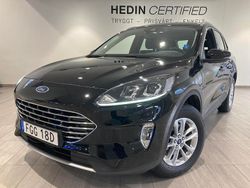 Svart (black) Begagnad 2022 Ford Kuga Titanium SUV | 279 900 kr (Marknadspris)
