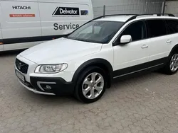 Vit Begagnad 2016 Volvo XC70 Standard SUV | 187 000 kr (Bra pris)