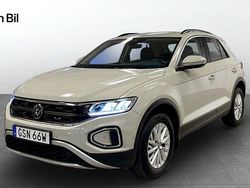 Grå Begagnad 2022 VW T-Roc Life SUV | 279 900 kr (Marknadspris)