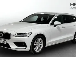 Vit (white) Begagnad 2020 Volvo V60 Momentum Kombi | 229 900 kr (Bra pris)