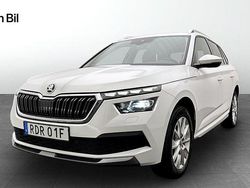 Vit Begagnad 2023 Skoda Kamiq Style SUV | 243 900 kr (Marknadspris)