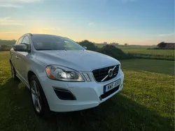 Vit Begagnad 2013 Volvo XC60 R-Design SUV | 130 000 kr (Superpris)