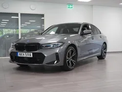 Grå Begagnad 2023 BMW 330e M Sport Sedan | 559 900 kr (Dyr)