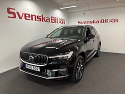 Svart Begagnad 2022 Volvo XC60 Momentum SUV | 444 000 kr (Marknadspris)