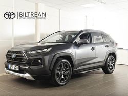 Mörkgrå Begagnad 2023 Toyota RAV4 Hybrid SUV | 429 900 kr (Lite dyr)