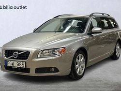 Ljusbrun Begagnad 2012 Volvo V70 Momentum Kombi | 99 900 kr (Marknadspris)