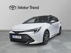 Grå Begagnad 2024 Toyota Corolla Sport Kombi | 359 900 kr (Lite dyr)
