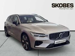 Ljusgrå (grå) Begagnad 2024 Volvo V60 Ultimate Kombi | 570 000 kr