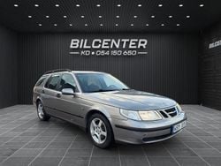 Ljusgrå Begagnad 2004 Saab 9-5 Linear Kombi | 19 900 kr (Marknadspris)