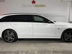 Vit Begagnad 2019 Mercedes E300 AMG Kombi | 299 500 kr (Marknadspris)