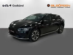 Svart Begagnad 2022 Kia EV6 4 SUV | 419 900 kr
