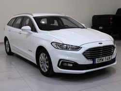 Vit Begagnad 2019 Ford Mondeo Titanium Kombi | 129 900 kr (Marknadspris)