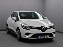 Vit Begagnad 2017 Renault Clio IV Zen Halvkombi | 94 900 kr (Marknadspris)