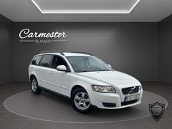 Vit Begagnad 2010 Volvo V50 Kinetic Kombi | 49 990 kr (Marknadspris)