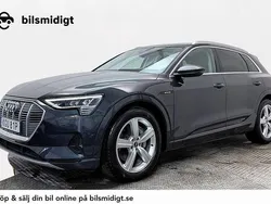Grå Begagnad 2021 Audi e-tron SUV | 378 900 kr (Bra pris)
