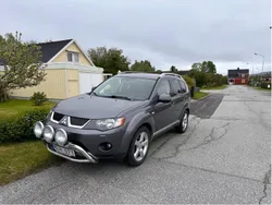Grå Begagnad 2008 Mitsubishi Outlander SUV | 25 000 kr
