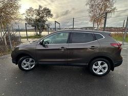 Brun Begagnad 2018 Nissan Qashqai SUV | 139 000 kr (Marknadspris)