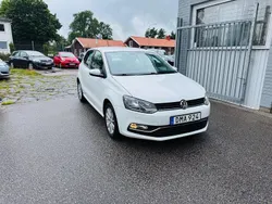 Vit Begagnad 2014 VW Polo Halvkombi | 89 900 kr (Marknadspris)