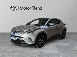Mörkgrå Begagnad 2018 Toyota C-HR Executive SUV | 214 900 kr (Marknadspris)