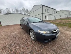 Grå Begagnad 2008 Honda Accord Sport Kombi | 19 000 kr