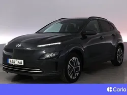 Grå Begagnad 2022 Hyundai Kona Essential SUV | 194 900 kr (Marknadspris)