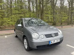Grå Begagnad 2005 VW Polo Cricket Halvkombi | 20 000 kr (Dyr)