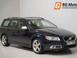 Mörkblå Begagnad 2011 Volvo V70 R-Design Kombi | 129 500 kr (Dyr)