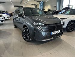Grå Begagnad 2025 Peugeot 5008 GT Minibuss | 409 900 kr