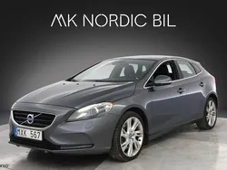 Grå Begagnad 2012 Volvo V40 Momentum Kombi | 124 000 kr (Marknadspris)