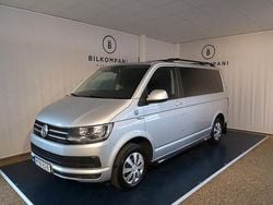 Silver Begagnad 2016 VW Caravelle Comfortline Minibuss | 259 900 kr