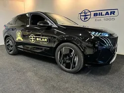 Svart Begagnad 2024 Peugeot e-3008 Ultimate SUV | 538 000 kr (Marknadspris)