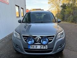 Mörkgrå (grå) Begagnad 2009 VW Tiguan Sportline SUV | 79 900 kr (Bra pris)