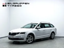 Vit Begagnad 2020 Skoda Octavia Style Kombi | 159 900 kr (Superpris)