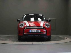 Röd Begagnad 2023 Mini Cooper Halvkombi | 249 000 kr (Marknadspris)