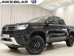 Svart Begagnad 2024 VW Amarok Pickup | 599 900 kr