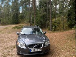 Begagnad 2008 Volvo V70 Summum Kombi | 50 000 kr (Lite dyr)