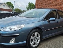 Mörkgrå Begagnad 2004 Peugeot 407 Sedan | 89 900 kr