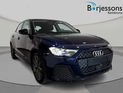 Blå Ny 2025 Audi A1 Sportback Design Halvkombi | 323 500 kr