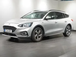 Grå Begagnad 2022 Ford Focus Active Kombi | 199 800 kr (Marknadspris)
