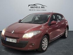 Röd Begagnad 2010 Renault Mégane III Halvkombi | 48 000 kr (Marknadspris)