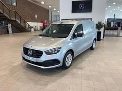Silver Begagnad 2023 Mercedes eCitan | 315 920 kr (Marknadspris)